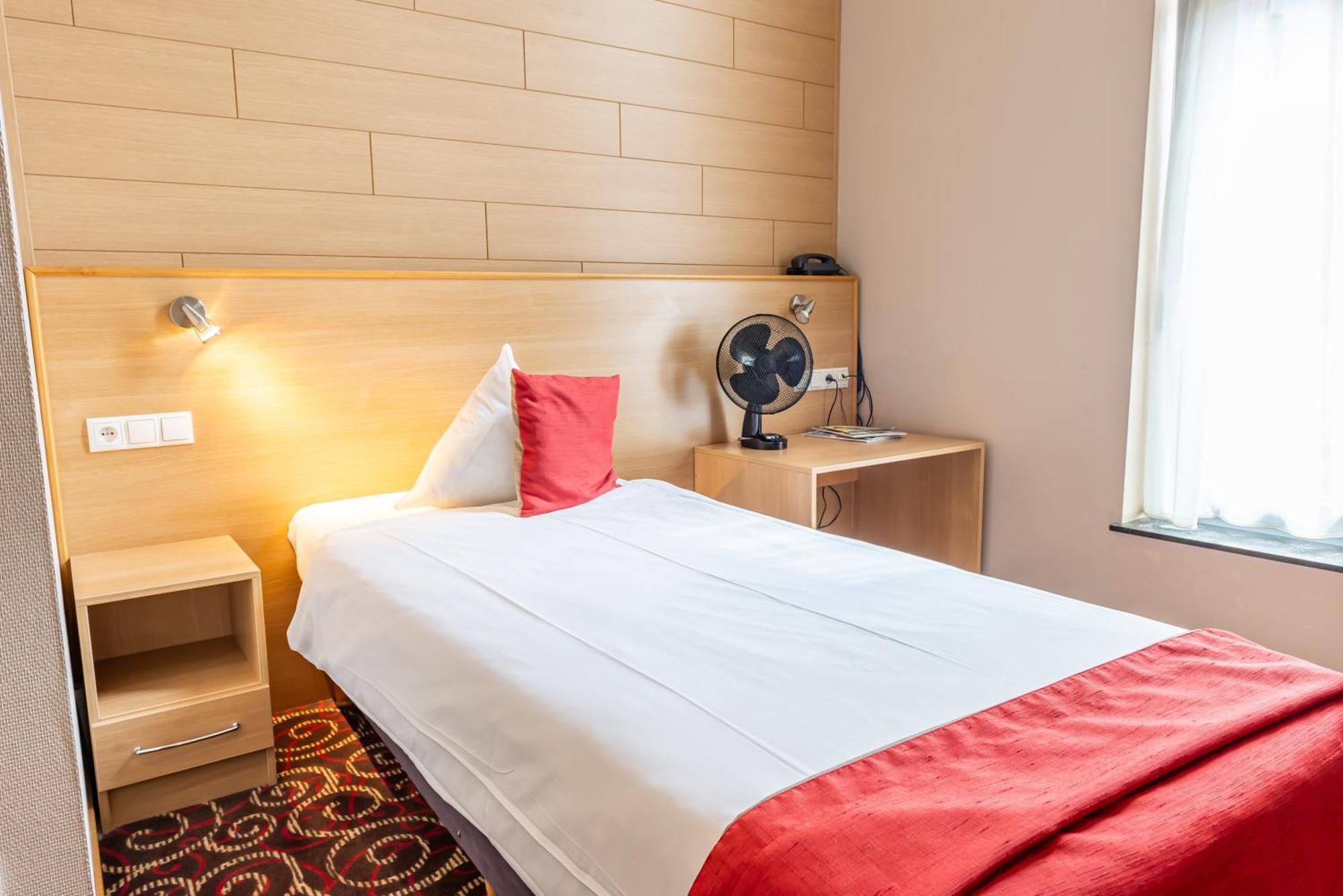 Hotel Ingredi Bree Ngoại thất bức ảnh